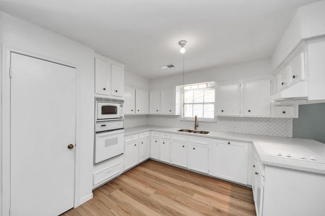 16502 N Mediterranean Street, Crosby, TX 77532