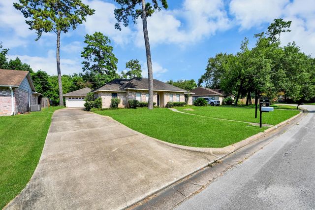 16502 N Mediterranean Street, Crosby, TX 77532