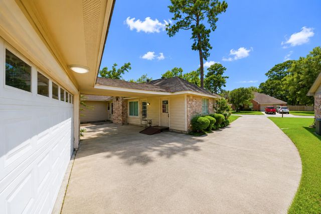 16502 N Mediterranean Street, Crosby, TX 77532