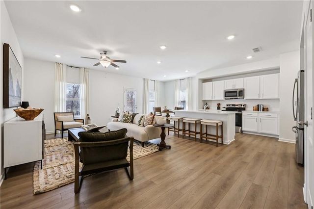 5427 Allegro Lane, Flowery Branch, GA 30542