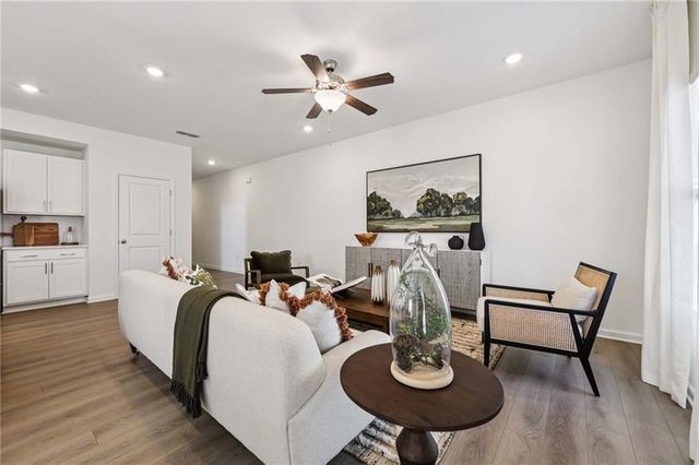 5427 Allegro Lane, Flowery Branch, GA 30542