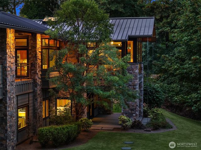 11811 184th Avenue NE, Redmond, WA 98052