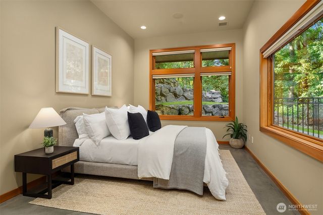 11811 184th Avenue NE, Redmond, WA 98052