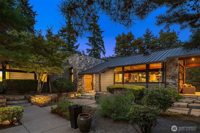 11811 184th Avenue NE, Redmond, WA 98052