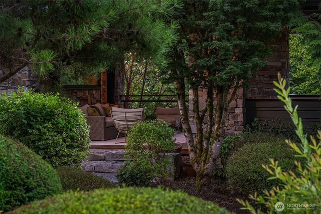11811 184th Avenue NE, Redmond, WA 98052