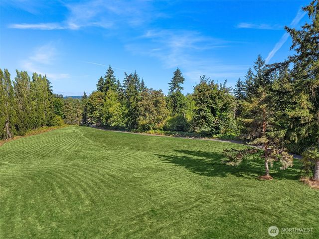 11811 184th Avenue NE, Redmond, WA 98052