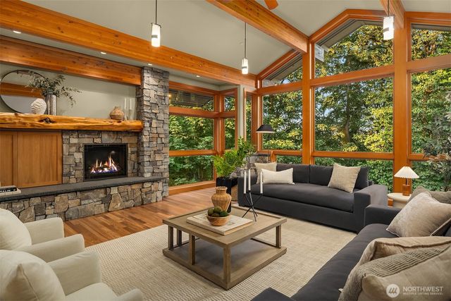 11811 184th Avenue NE, Redmond, WA 98052