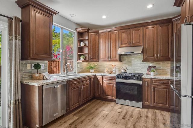 10857 Corte De Marin, San Diego, CA 92130