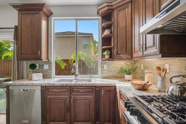 10857 Corte De Marin, San Diego, CA 92130