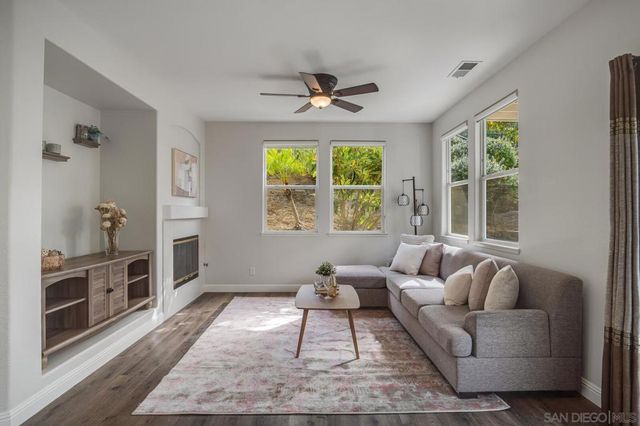 10857 Corte De Marin, San Diego, CA 92130