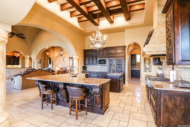 15530 Spur Clip, Helotes, TX 78023
