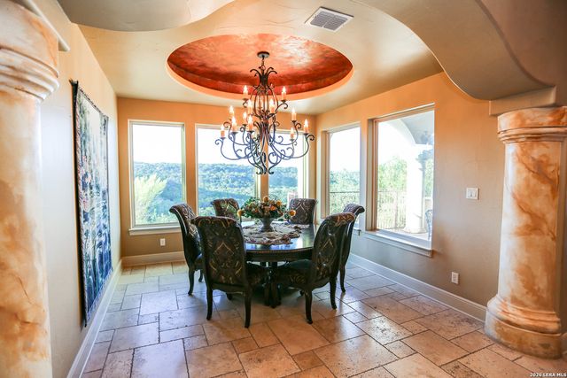 15530 Spur Clip, Helotes, TX 78023