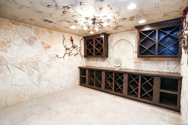 15530 Spur Clip, Helotes, TX 78023