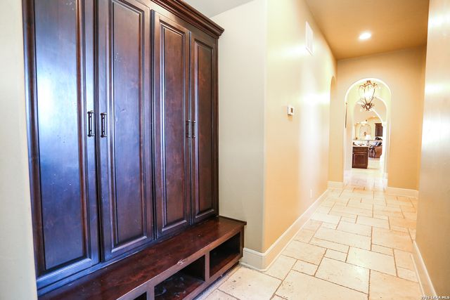 15530 Spur Clip, Helotes, TX 78023