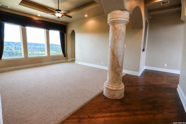 15530 Spur Clip, Helotes, TX 78023