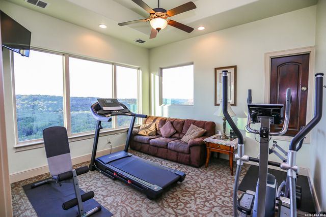 15530 Spur Clip, Helotes, TX 78023