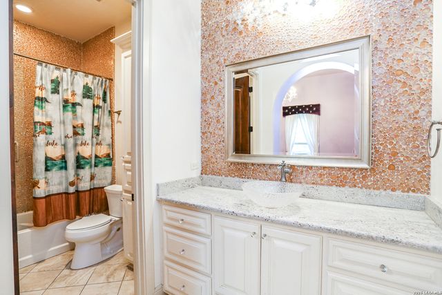 15530 Spur Clip, Helotes, TX 78023