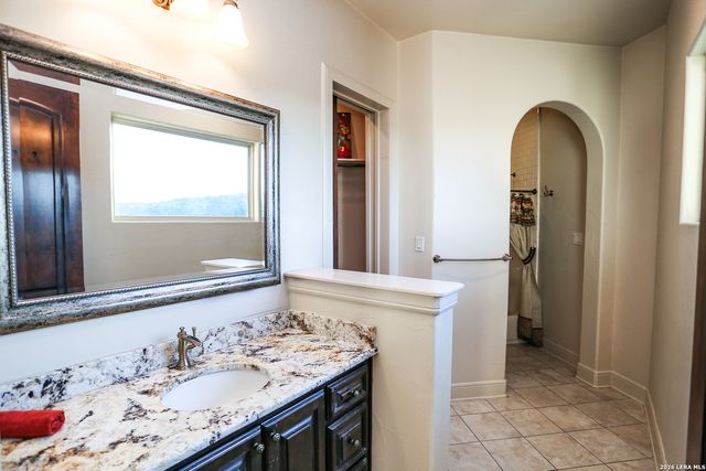 15530 Spur Clip, Helotes, TX 78023