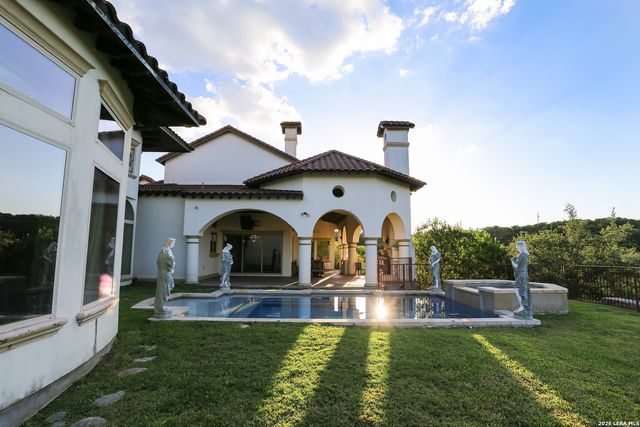15530 Spur Clip, Helotes, TX 78023