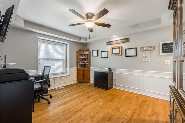 3764 SW Boulder Drive, Lee's Summit, MO 64082