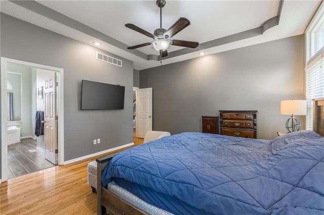 3764 SW Boulder Drive, Lee's Summit, MO 64082