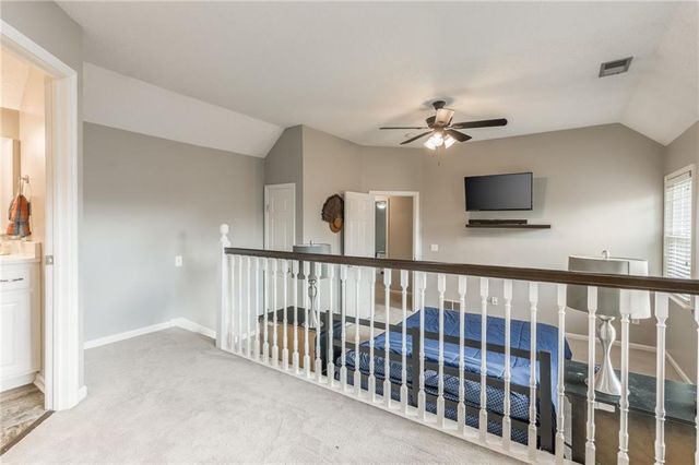 3764 SW Boulder Drive, Lee's Summit, MO 64082