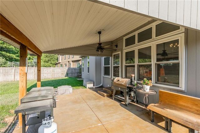 3764 SW Boulder Drive, Lee's Summit, MO 64082