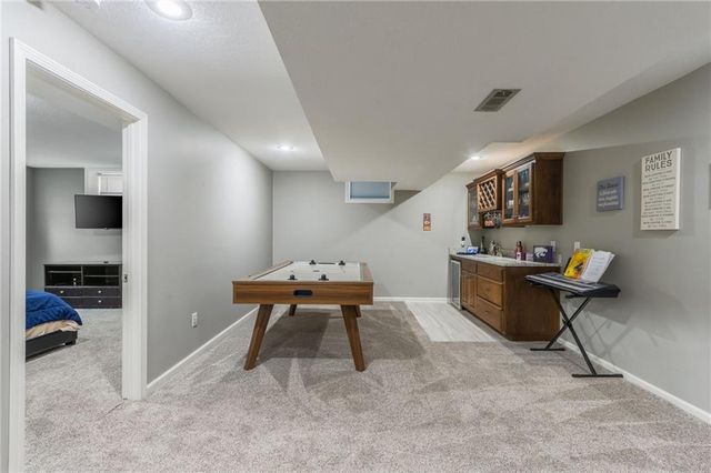 3764 SW Boulder Drive, Lee's Summit, MO 64082