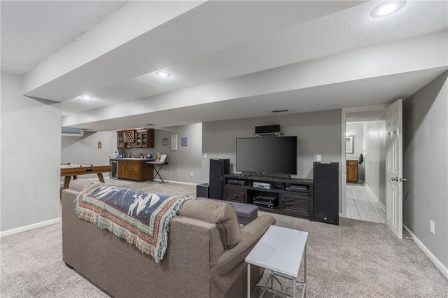 3764 SW Boulder Drive, Lee's Summit, MO 64082