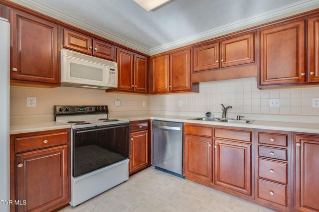 610 Race Street 6, Elizabethton, TN 37643