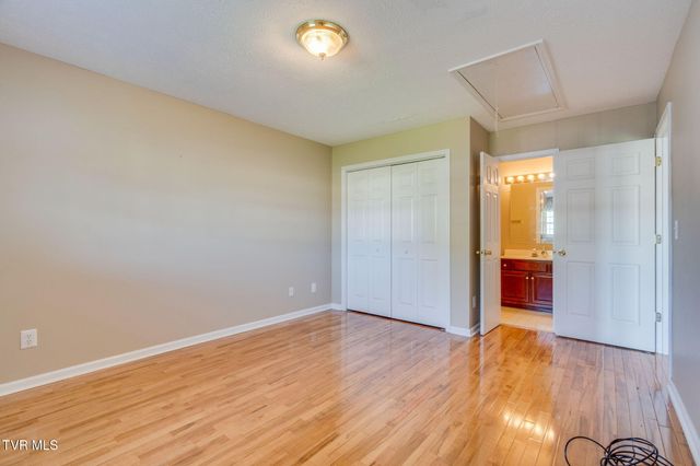 610 Race Street 6, Elizabethton, TN 37643