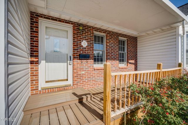 610 Race Street 6, Elizabethton, TN 37643