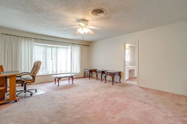 411 S Waco Street, Weatherford, TX 76086