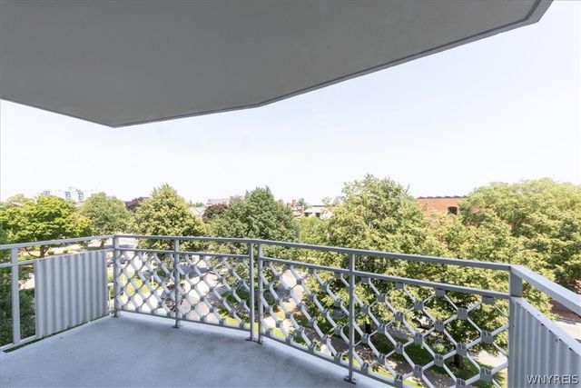 1088 Delaware Ave 4C, Buffalo, NY 14209