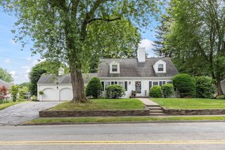 91 Mower St, Worcester, MA 01602
