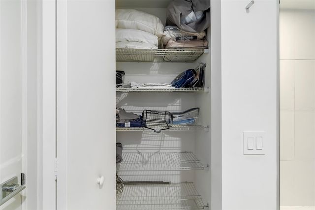 2000 Metropica Way 1410, Sunrise, FL 33323