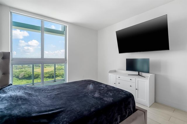 2000 Metropica Way 1410, Sunrise, FL 33323