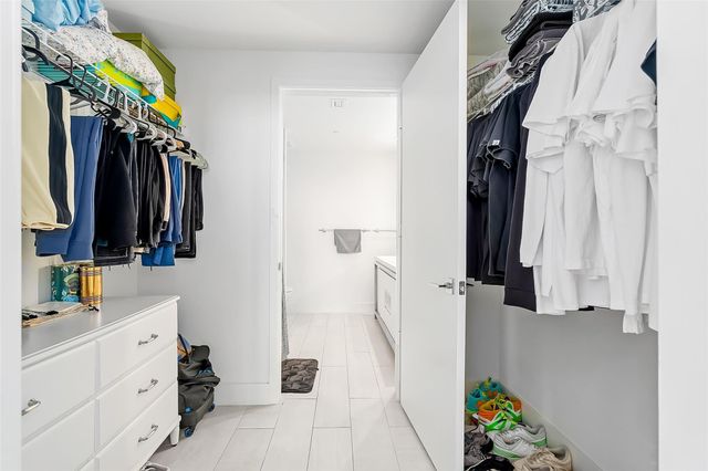 2000 Metropica Way 1410, Sunrise, FL 33323