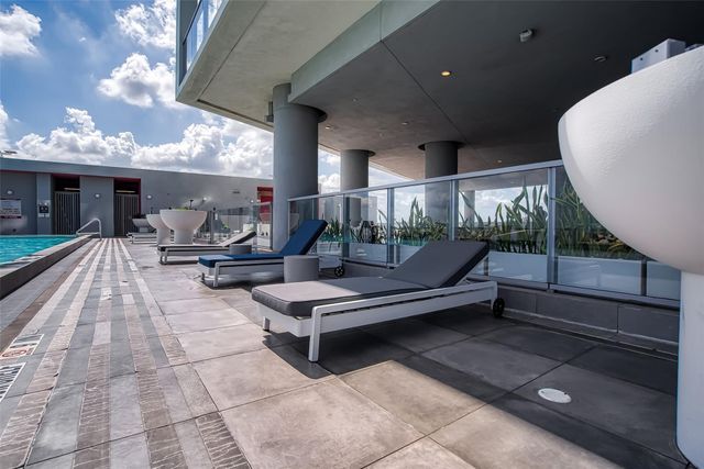 2000 Metropica Way 1410, Sunrise, FL 33323