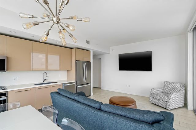 2000 Metropica Way 1410, Sunrise, FL 33323