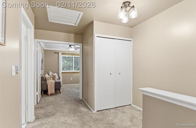 1806 N Torquay Avenue, Royal Oak, MI 48073