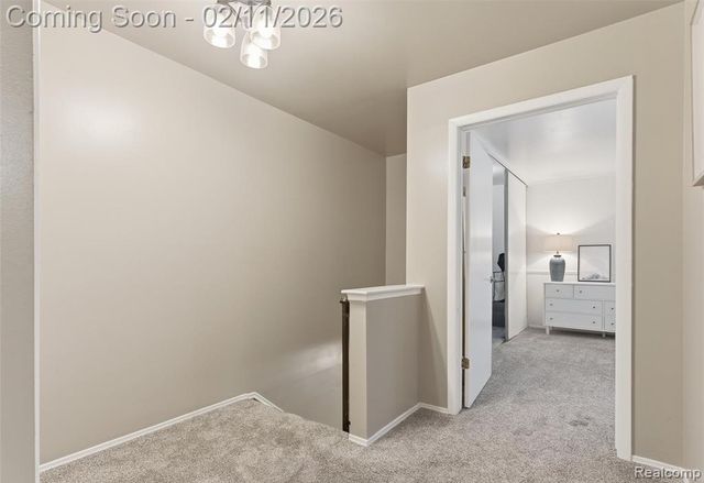 1806 N Torquay Avenue, Royal Oak, MI 48073