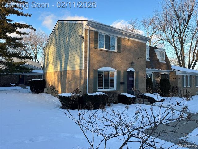 1806 N Torquay Avenue, Royal Oak, MI 48073