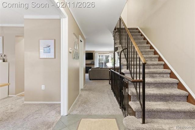 1806 N Torquay Avenue, Royal Oak, MI 48073