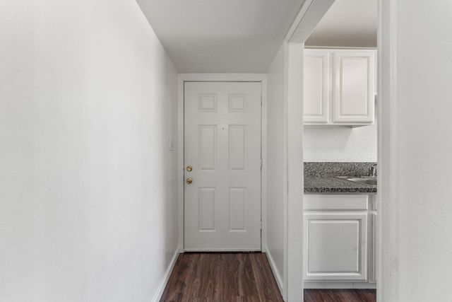 5741 San Vincente Way, North Highlands, CA 95660