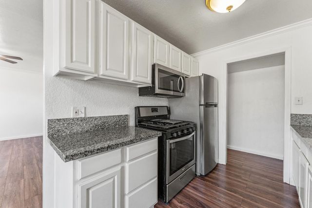 5741 San Vincente Way, North Highlands, CA 95660