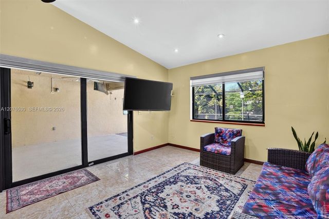 15660 SW 152nd Place, Miami, FL 33187