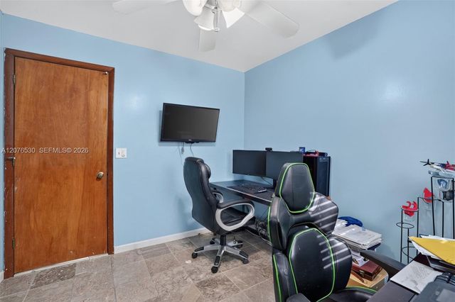 15660 SW 152nd Place, Miami, FL 33187