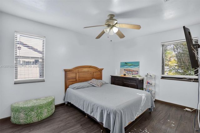 15660 SW 152nd Place, Miami, FL 33187