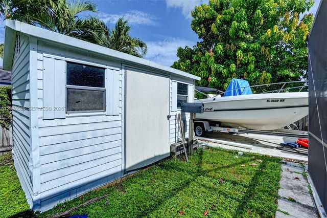 15660 SW 152nd Place, Miami, FL 33187